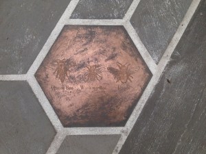 Organicstone - RHS Chelsea 2014 Honeycomb Pathway & Beehive Pic9